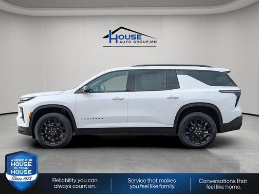 Summit White 2026 Chevrolet Traverse LT