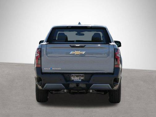 2025 Chevrolet Silverado EV LT