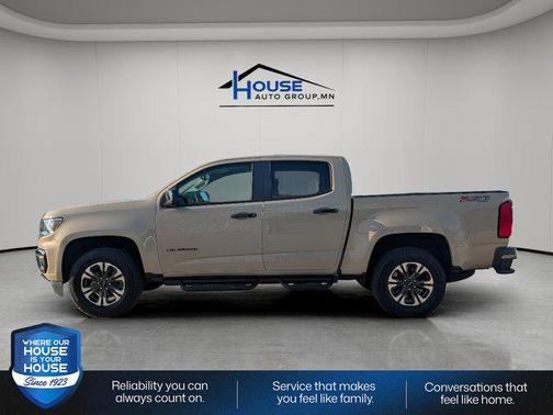 Sand Dune Metallic 2022 Chevrolet Colorado Z71