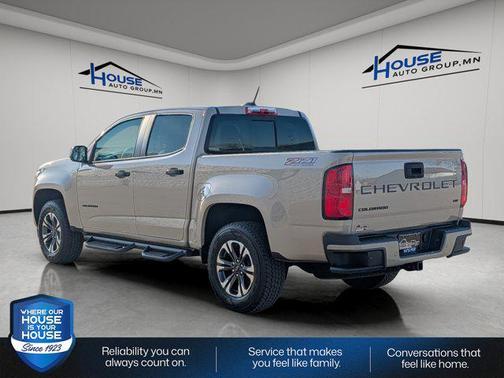 Sand Dune Metallic 2022 Chevrolet Colorado Z71