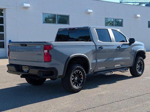 Slate Gray Metallic 2025 Chevrolet Silverado 1500 ZR2