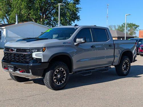 Slate Gray Metallic 2025 Chevrolet Silverado 1500 ZR2
