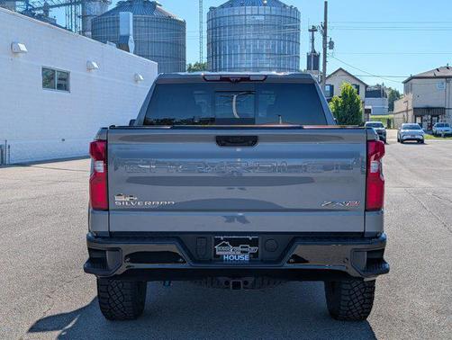 Slate Gray Metallic 2025 Chevrolet Silverado 1500 ZR2