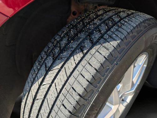 Cherry Red Tintcoat 2022 Chevrolet Equinox 1LT