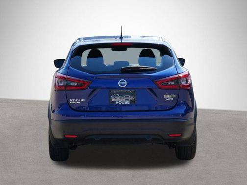 2022 Nissan Rogue Sport S