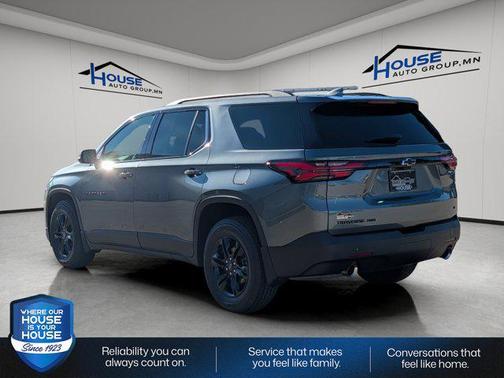 Silver Sage Metallic 2023 Chevrolet Traverse LT Cloth