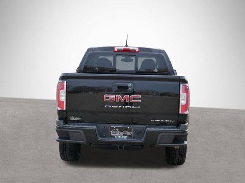 2022 GMC Canyon Denali