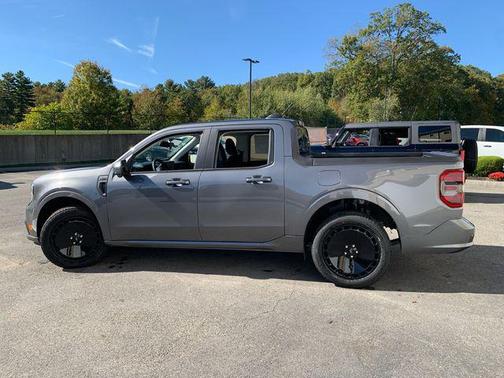 2025 Ford Maverick Lobo