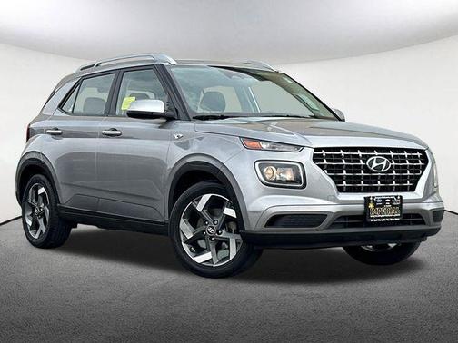 2024 Hyundai VENUE SEL