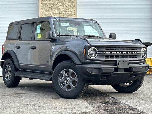 Carbonized Gray Metallic 2026 Ford Bronco Big Bend