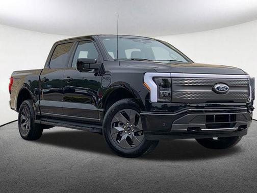 2023 Ford F-150 Lightning LARIAT