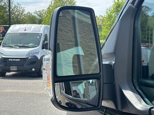 2025 Ford Transit-350 XL