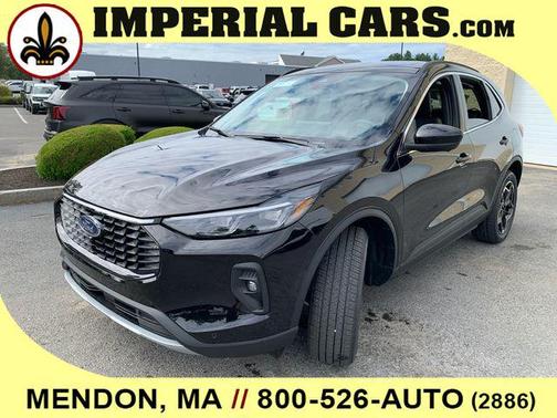 2025 Ford Escape Platinum