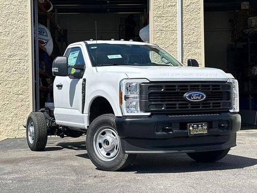 2025 Ford F-350 XL