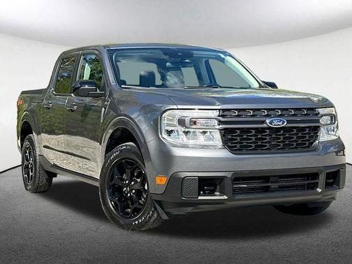 Carbonized Gray Metallic 2024 Ford Maverick XLT