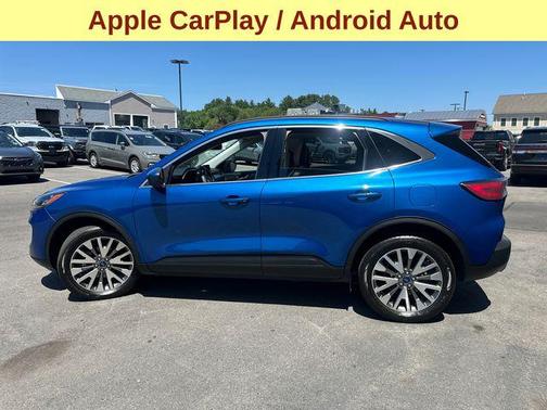 2022 Ford Escape Titanium