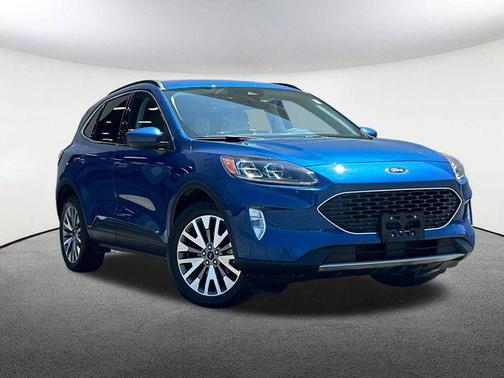 2022 Ford Escape Titanium