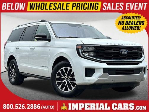 Oxford White 2025 Ford Expedition Platinum SUV