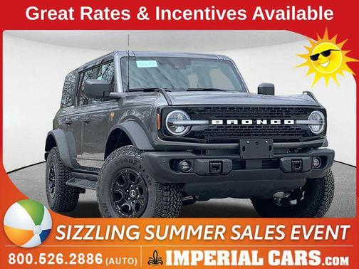 Carbonized Gray Metallic 2026 Ford Bronco Badlands