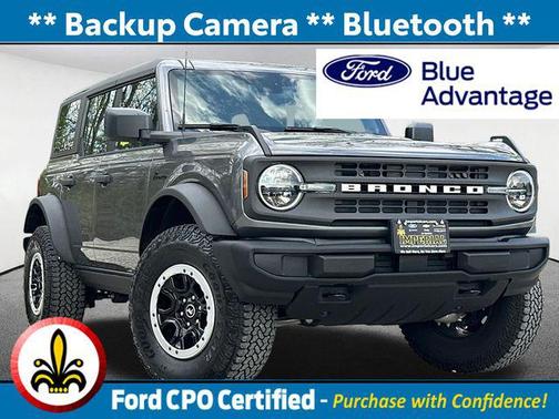 Carbonized Gray Metallic 2025 Ford Bronco Base
