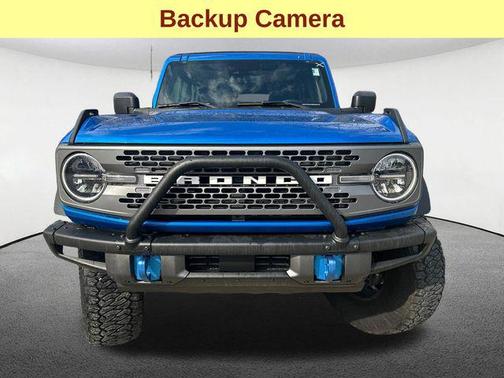 Velocity Blue Metallic 2022 Ford Bronco Base