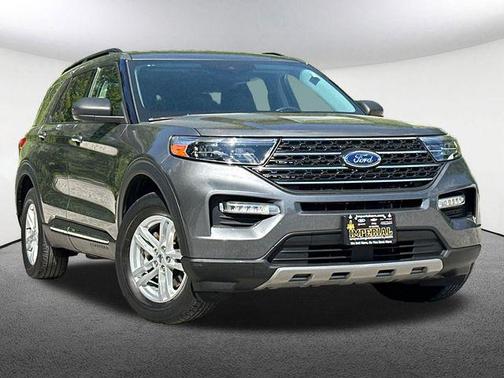 Carbonized Gray Metallic 2023 Ford Explorer XLT