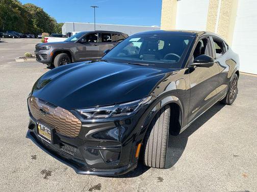2025 Ford Mustang Mach-E GT