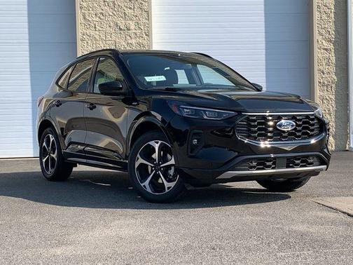 2025 Ford Escape ST-Line Elite