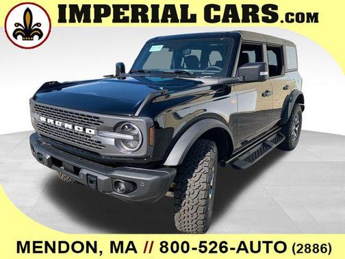 Shadow Black 2025 Ford Bronco Badlands