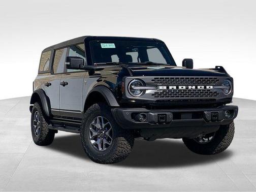 Shadow Black 2025 Ford Bronco Badlands