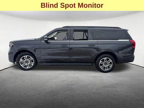 2025 Ford Expedition Max Active 4x4