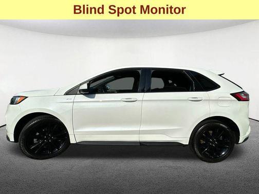 2022 Ford Edge ST Line