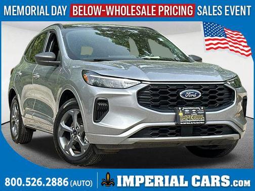 Iconic Silver Metallic 2024 Ford Escape ST-Line