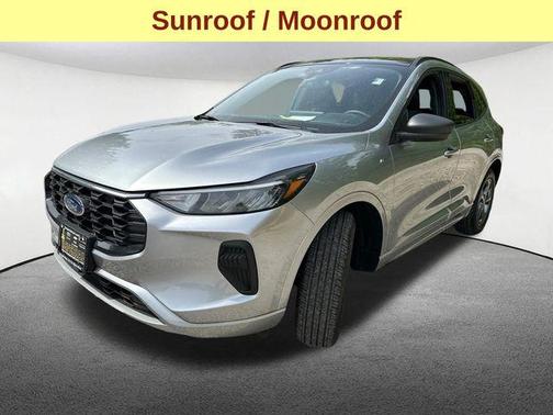 Iconic Silver Metallic 2024 Ford Escape ST-Line