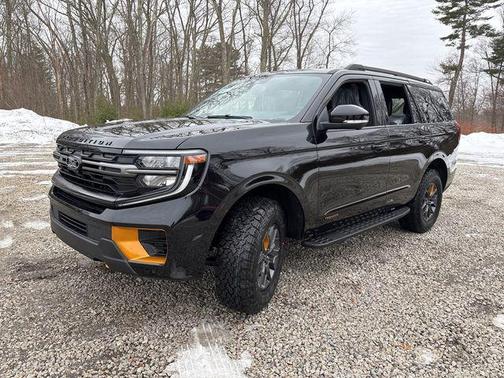 Agate Black Metallic 2026 Ford Expedition Tremor