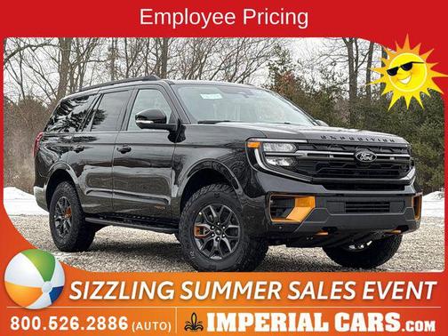 Agate Black Metallic 2026 Ford Expedition Tremor