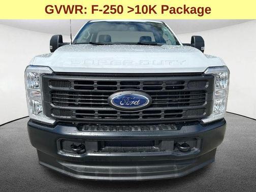 Oxford White 2025 Ford F-250 XL