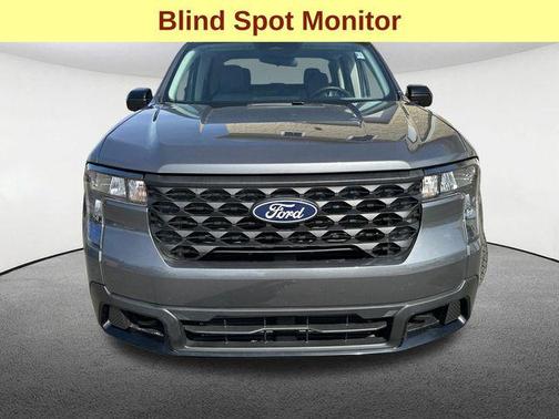 Carbonized Gray Metallic 2025 Ford Maverick XLT