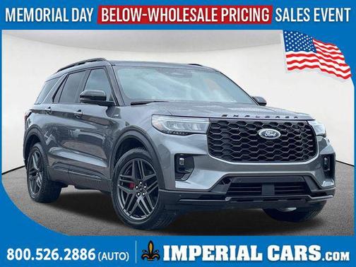 Carbonized Gray Metallic 2025 Ford Explorer ST-Line