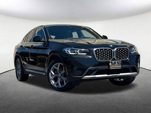 2024 BMW X4 xDrive30i