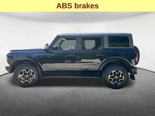 Shadow Black 2022 Ford Bronco Outer Banks