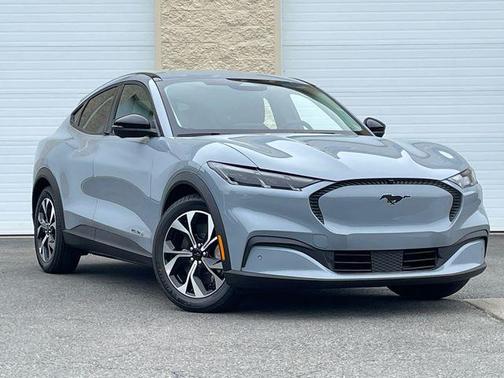 2025 Ford Mustang Mach-E Select