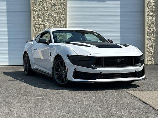 2024 Ford Mustang Dark Horse Fastback