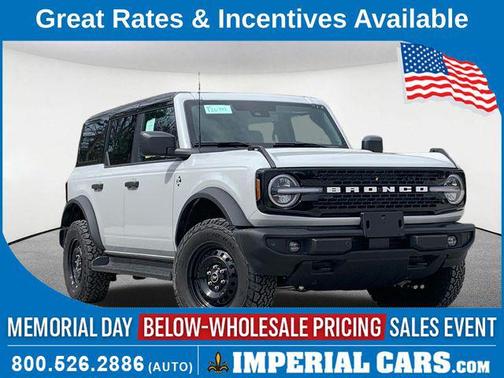 Avalanche Gray 2026 Ford Bronco Outer Banks