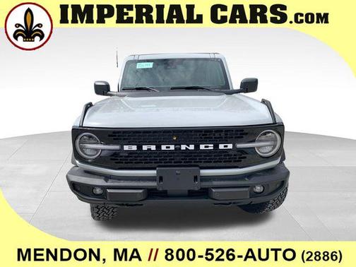 Avalanche Gray 2026 Ford Bronco Outer Banks