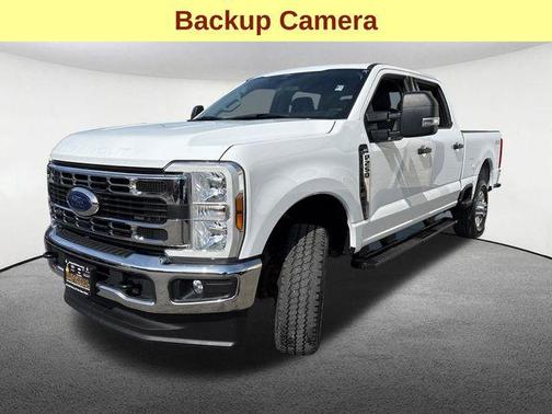 Star White Metallic Tri-Coat 2024 Ford F-250 XLT