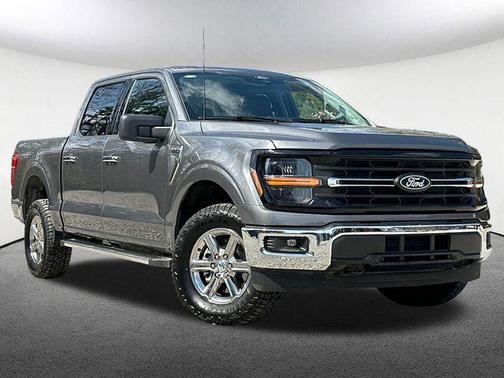 Carbonized Gray Metallic 2025 Ford F-150 XLT