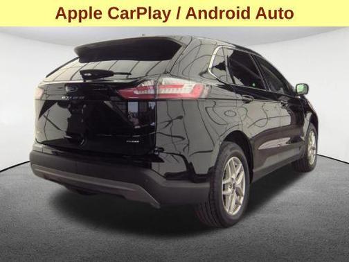 Agate Black Metallic 2023 Ford Edge SEL