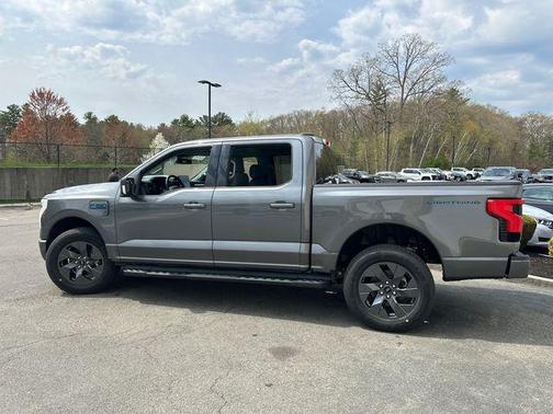 2025 Ford F-150 Lightning Flash