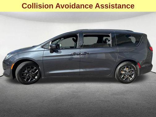 2020 Chrysler Pacifica Touring-L Plus
